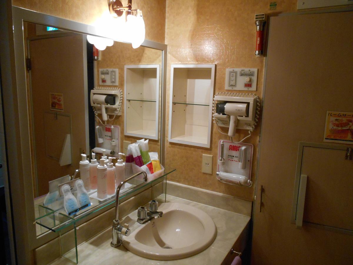 Hotel Ayabe Aine (Adults Only) Kurotanicho Exteriör bild